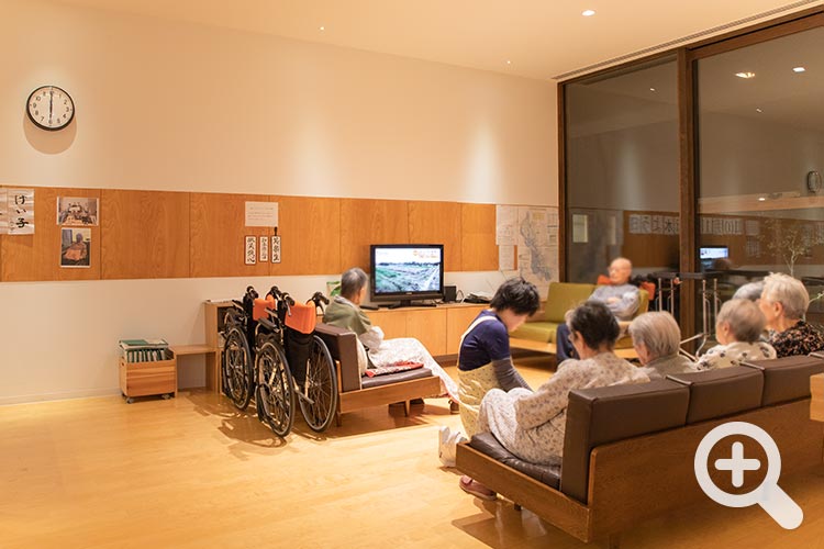 グループホームひまわり　リビング